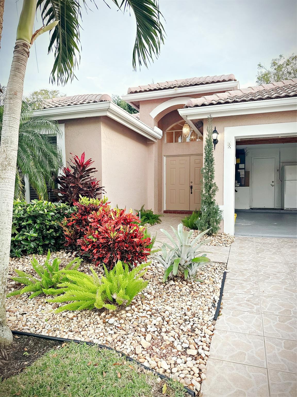 Symphony Bay - Residential