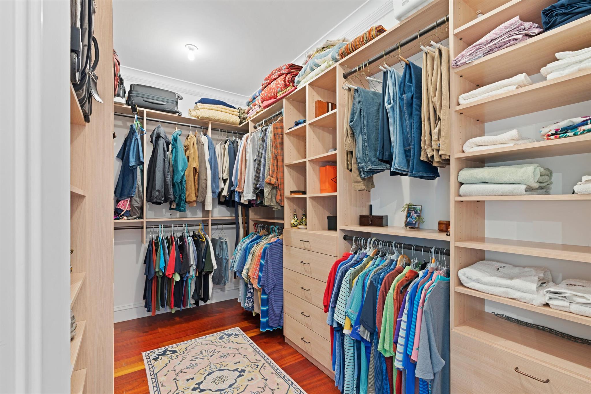 SURFSIDE HILLS - Residential