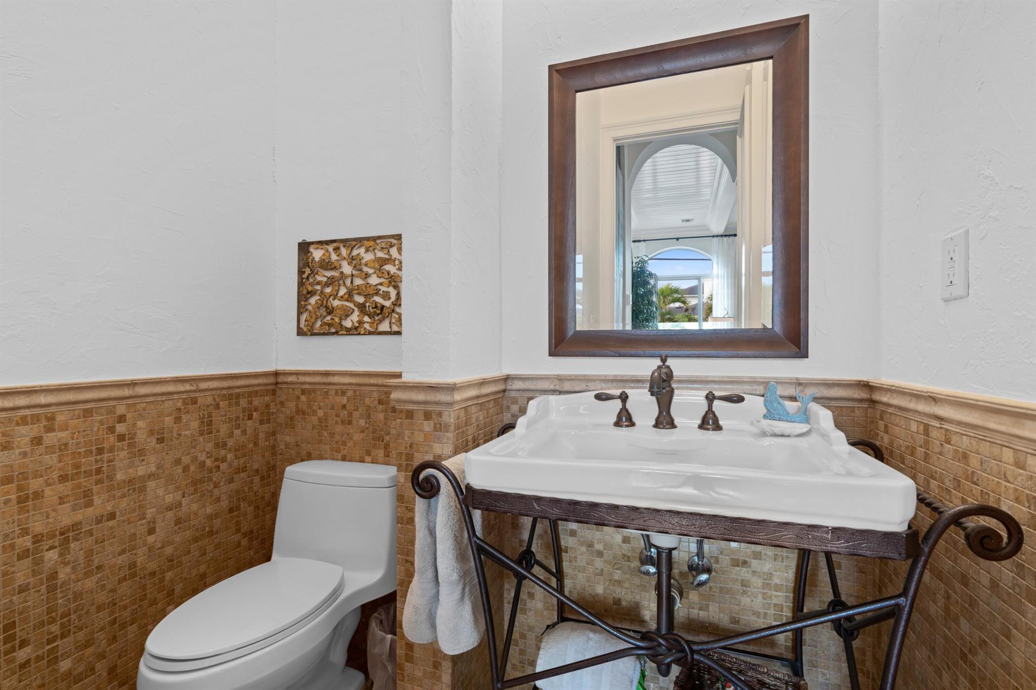 SURFSIDE HILLS - Residential