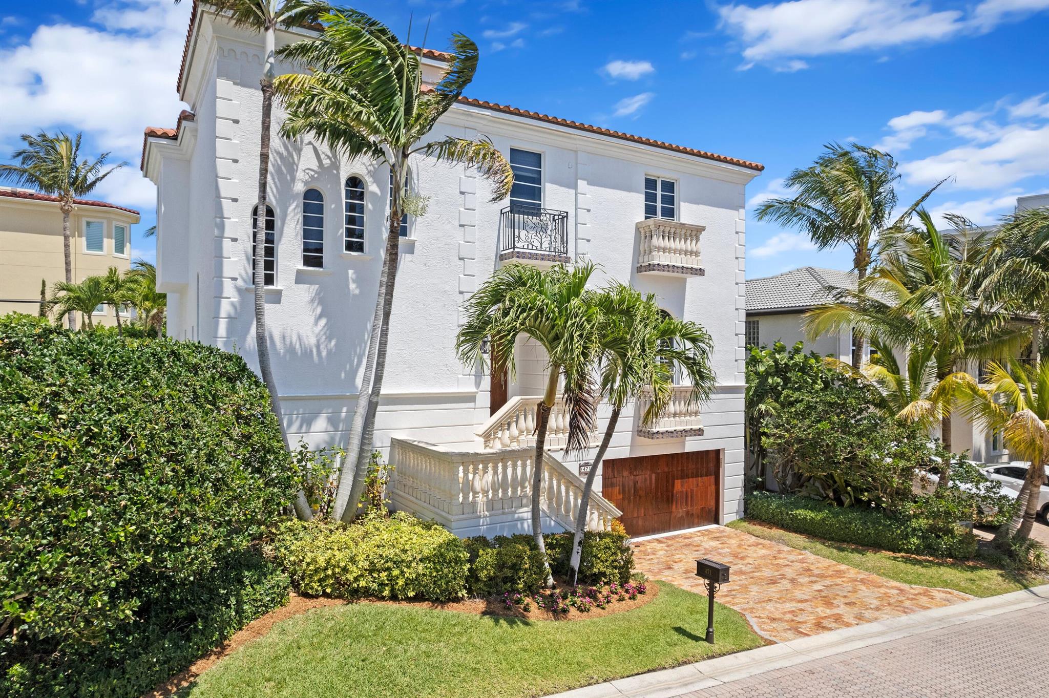 SURFSIDE HILLS - Residential