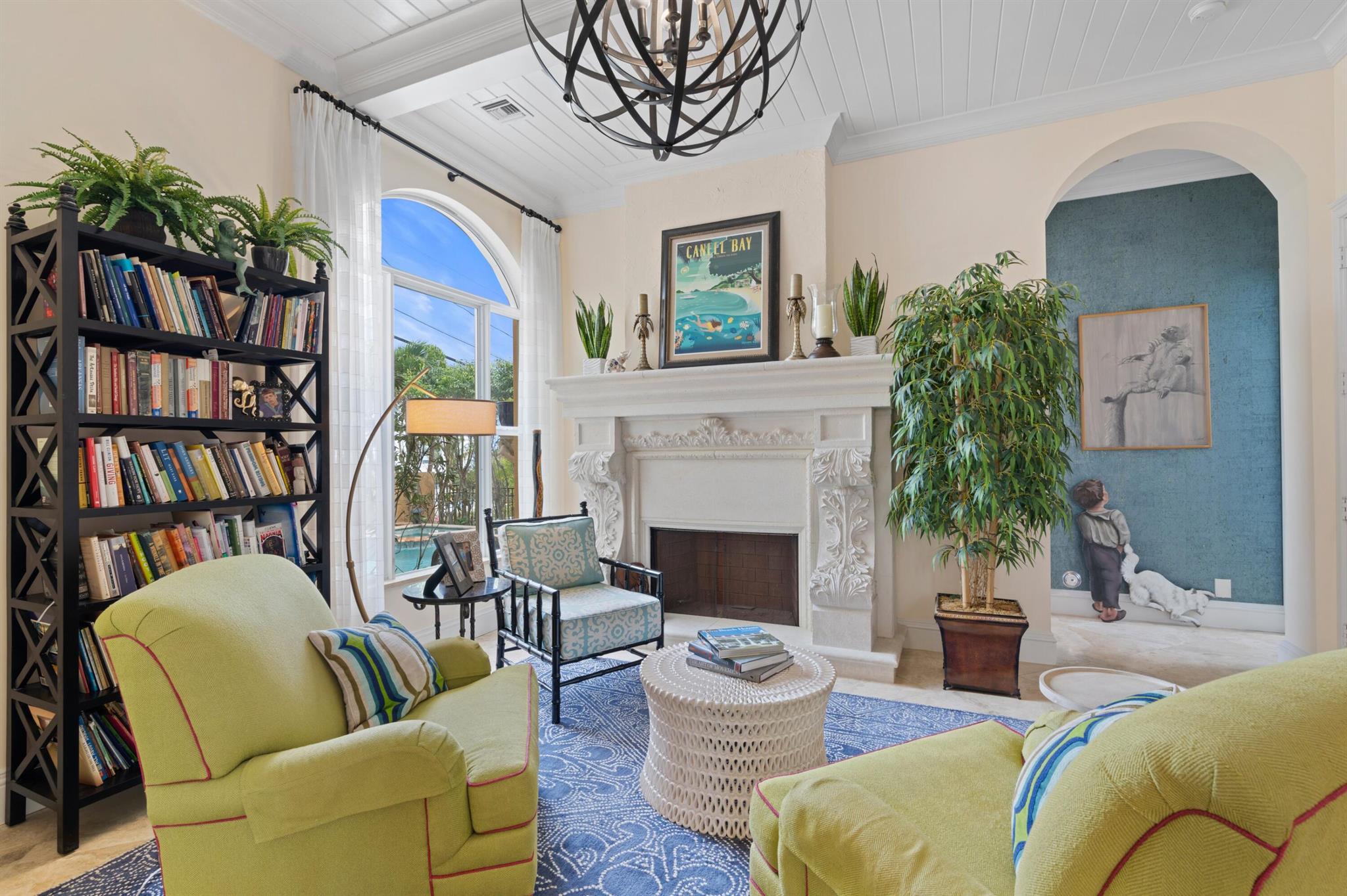 SURFSIDE HILLS - Residential