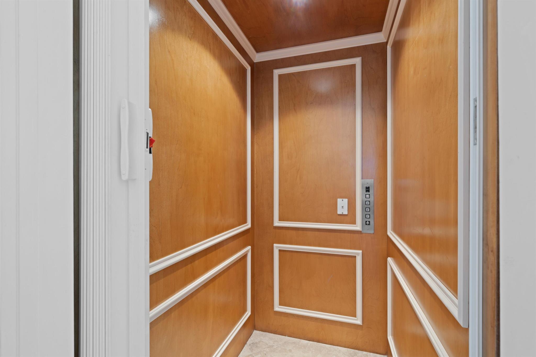 SURFSIDE HILLS - Residential