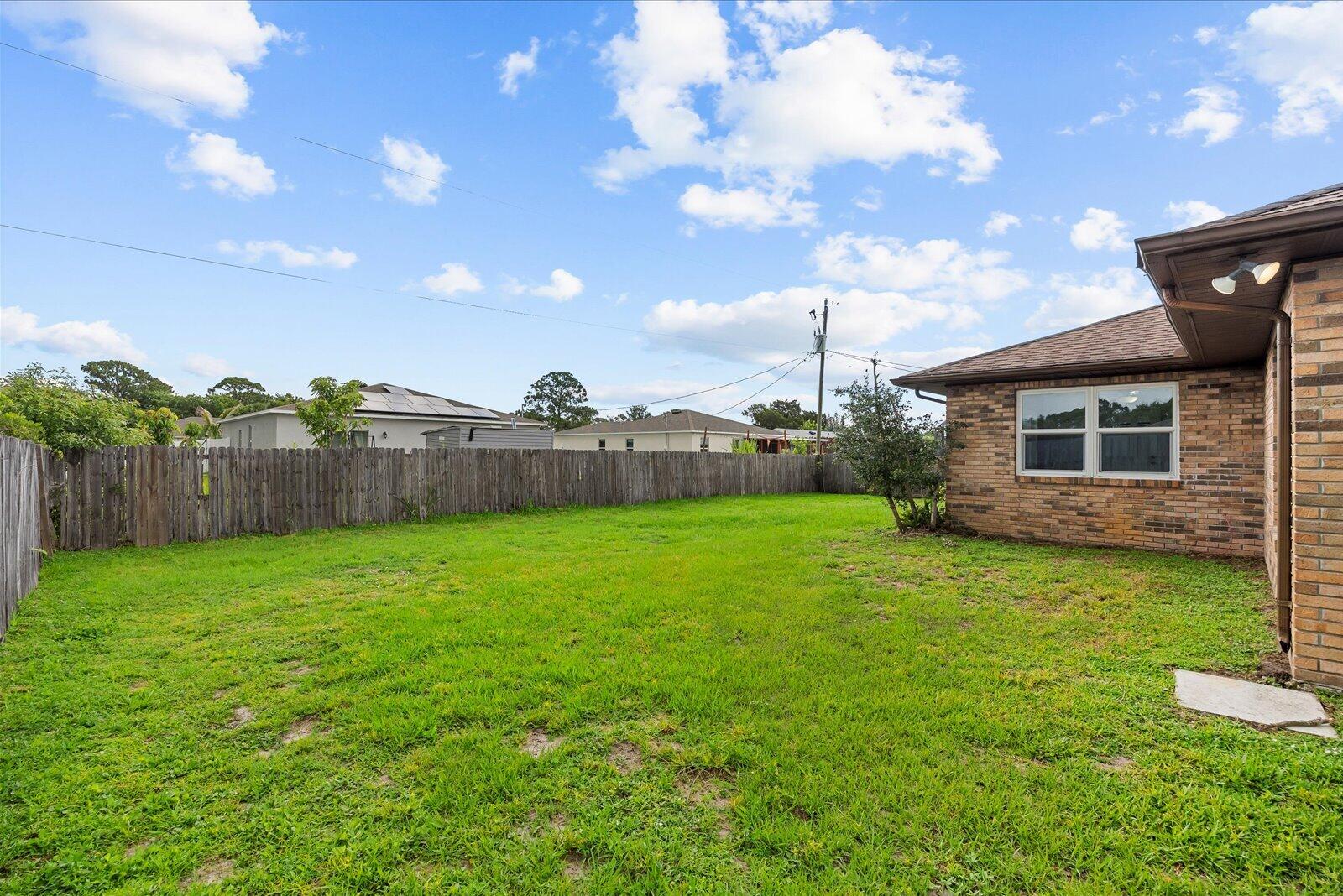 PORT ST LUCIE SECTION 27 - Residential