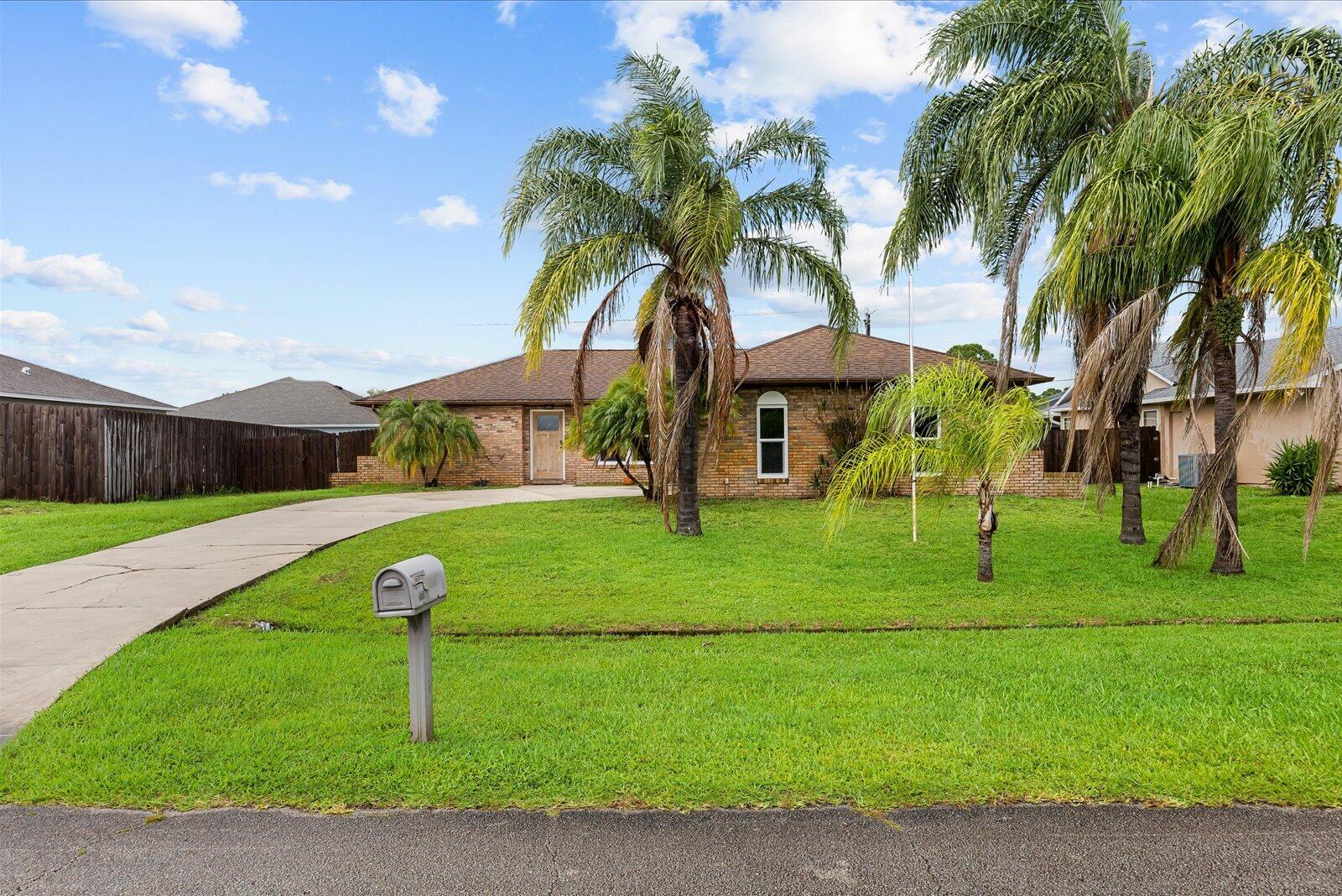 PORT ST LUCIE SECTION 27 - Residential