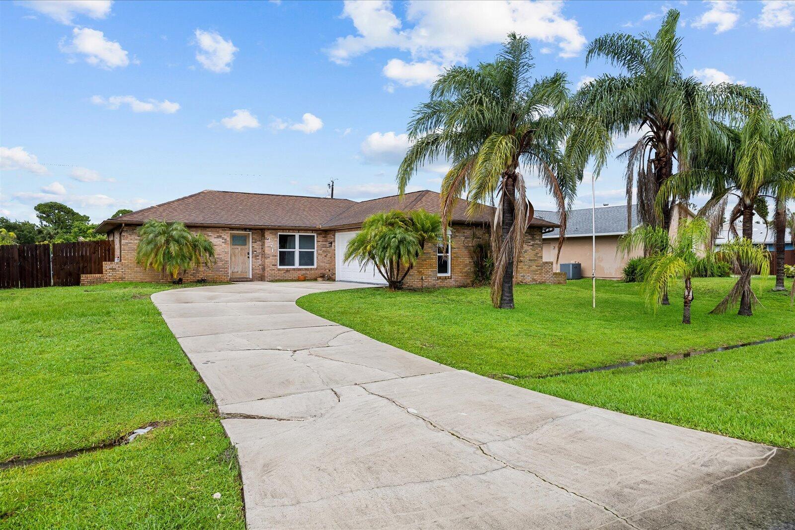 PORT ST LUCIE SECTION 27 - Residential