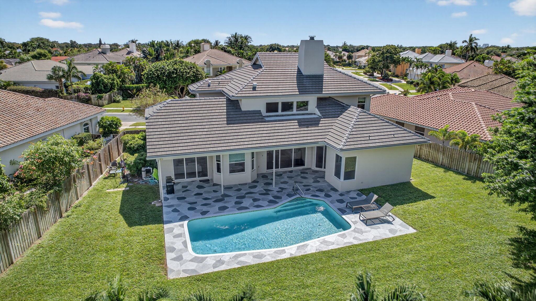 CRYSTAL POINTE 1 - Residential