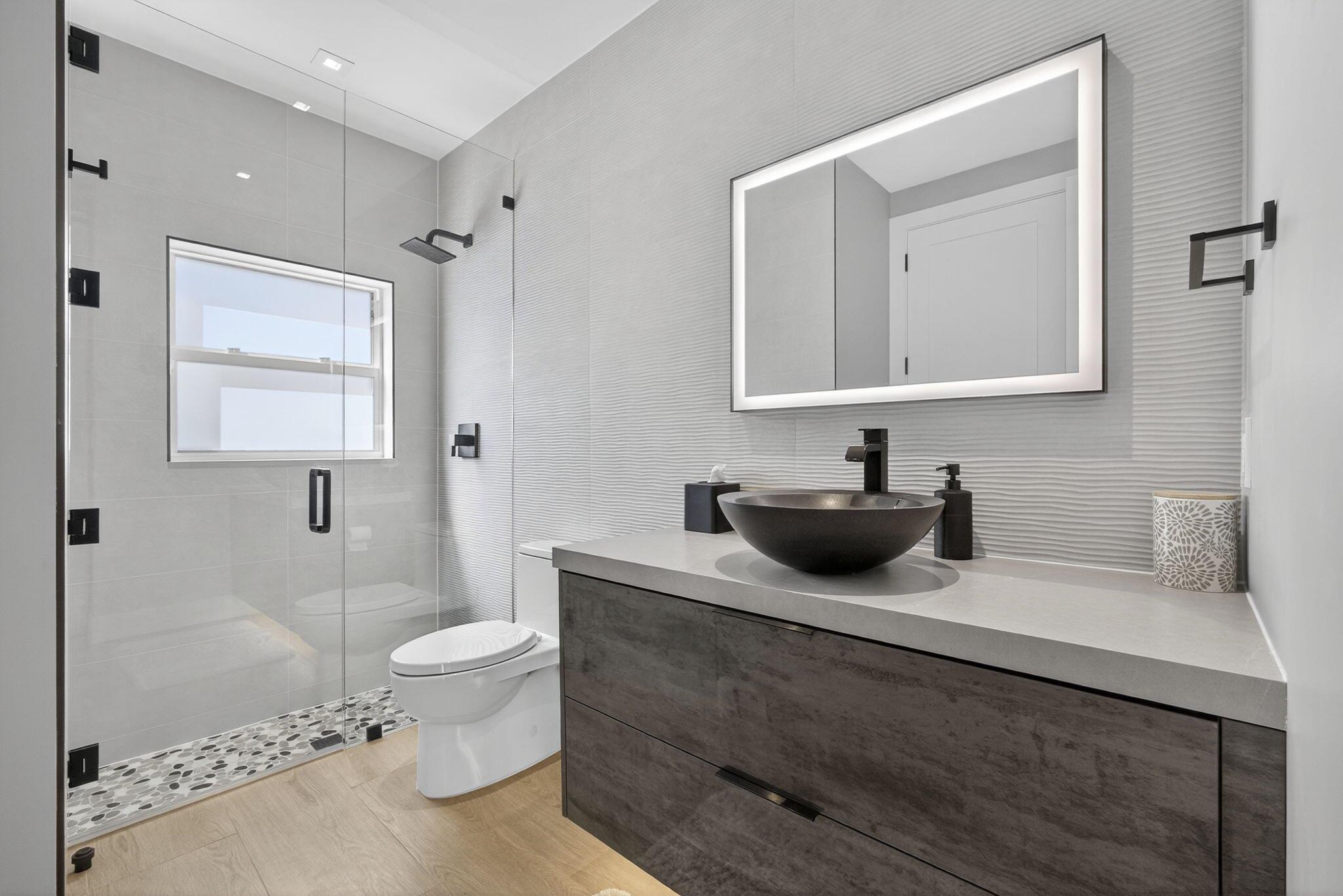 CRYSTAL POINTE 1 - Residential