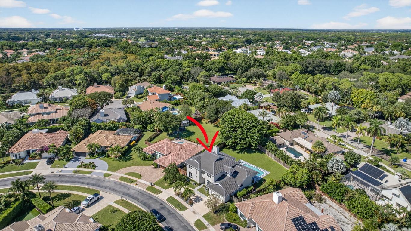 CRYSTAL POINTE 1 - Residential