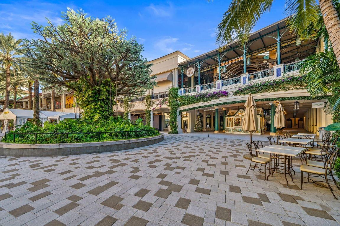 CRYSTAL POINTE 1 - Residential