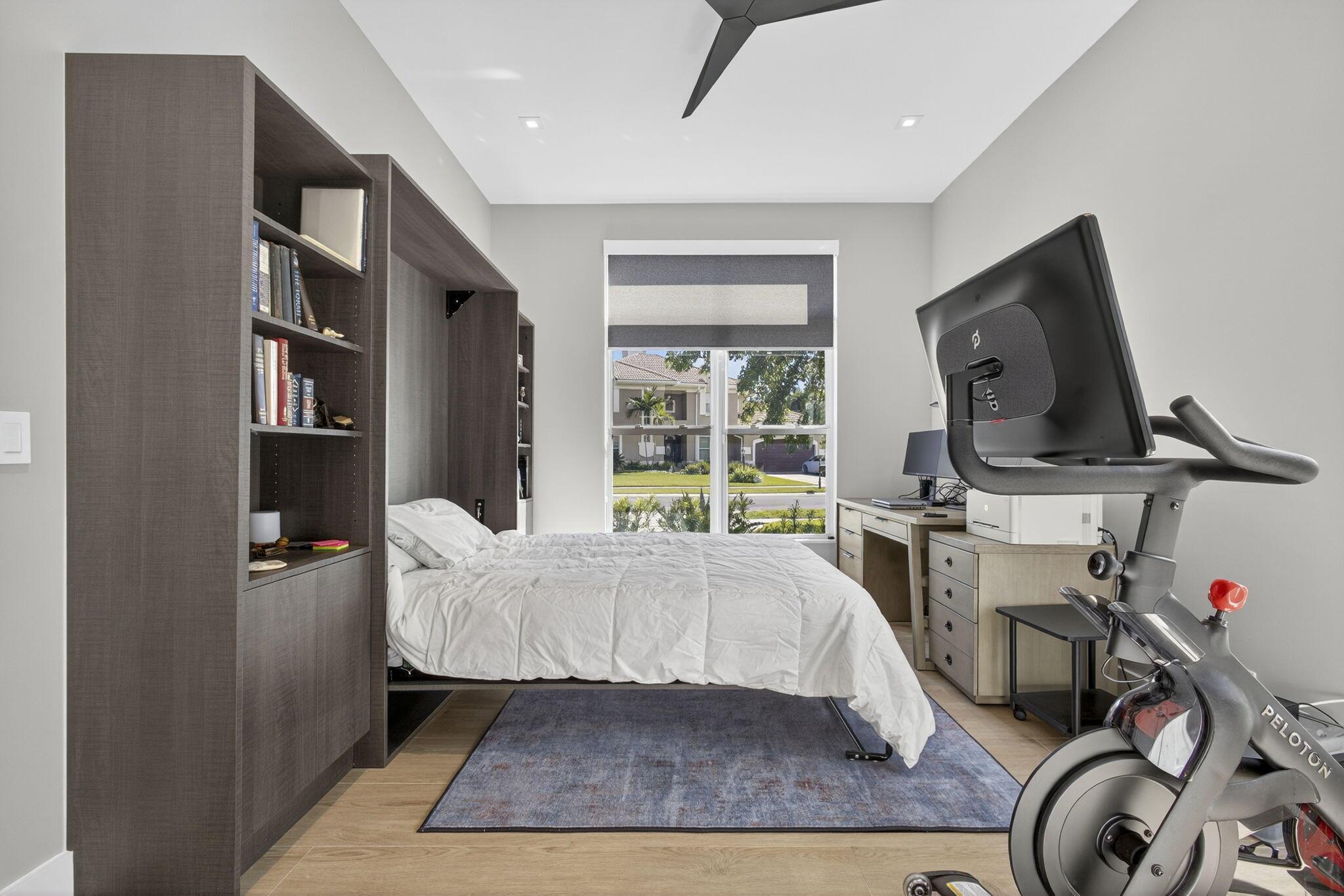 CRYSTAL POINTE 1 - Residential