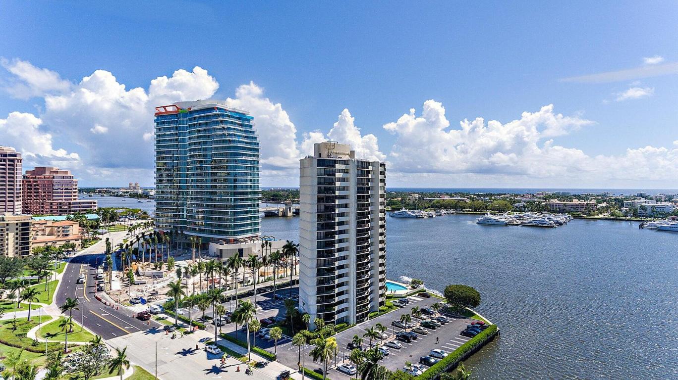 TRIANON CONDO - Residential