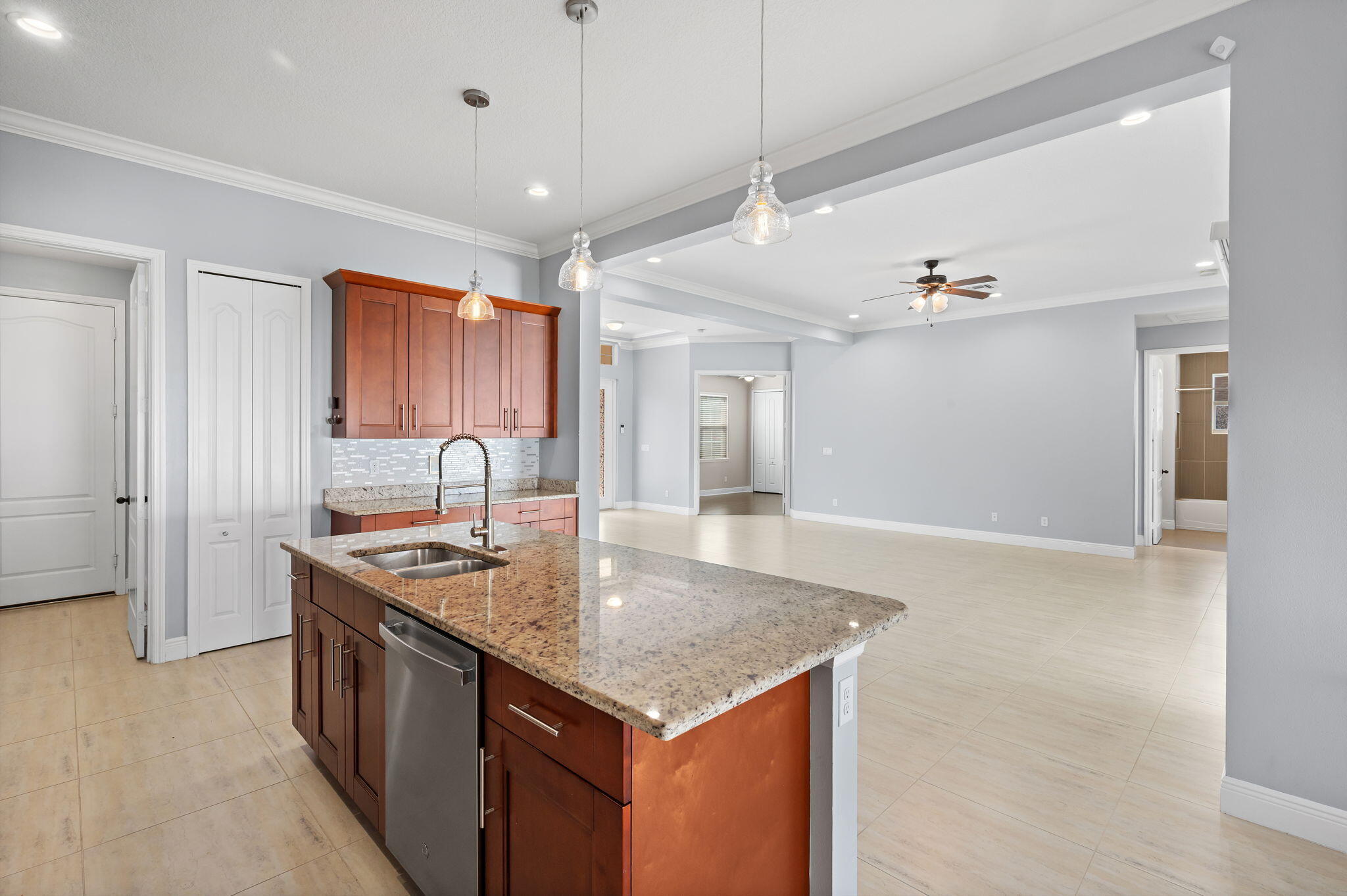 PORT ST LUCIE SECTION 33 - Residential