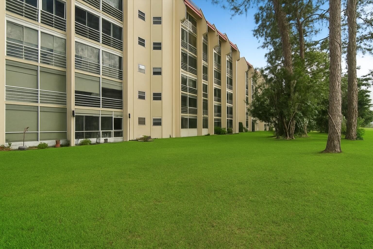 POINCIANA PLACE CONDO 1,2,8 AND 9 - Residential