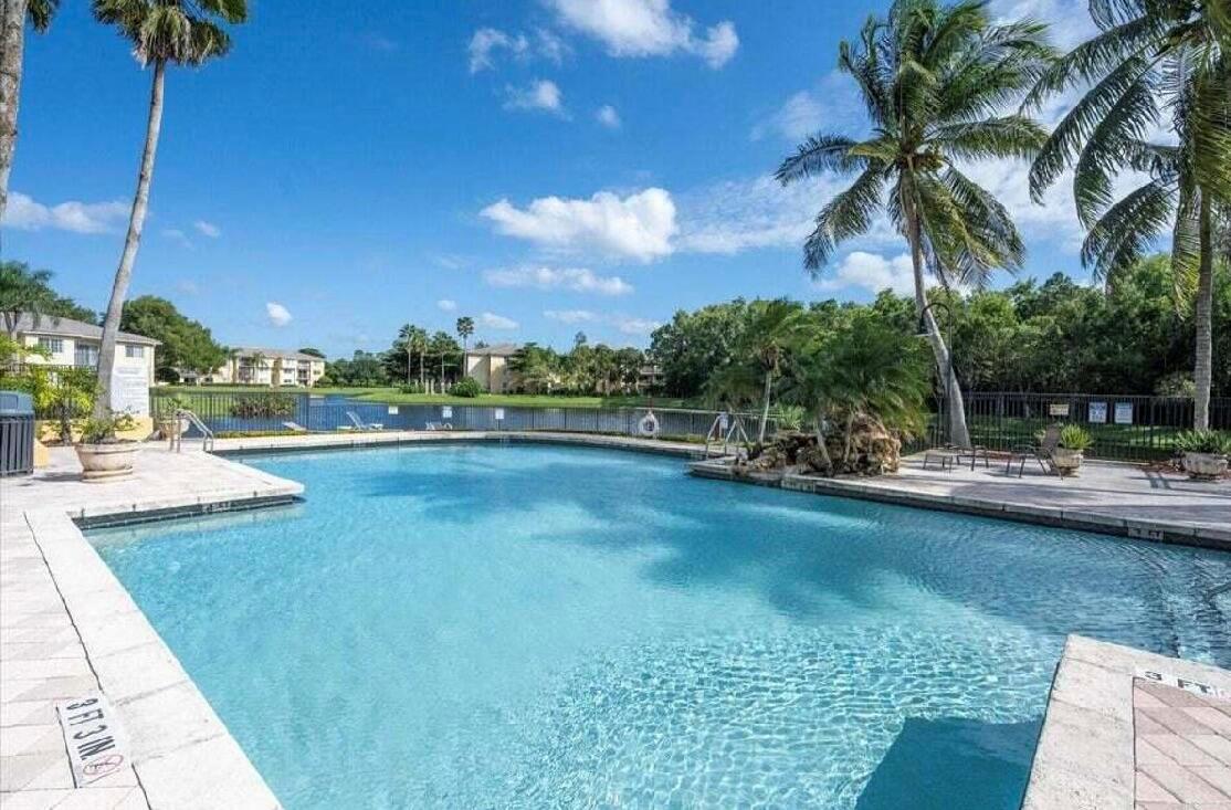 GRAND VIEW AT CRESTWOOD C - Residential Lease