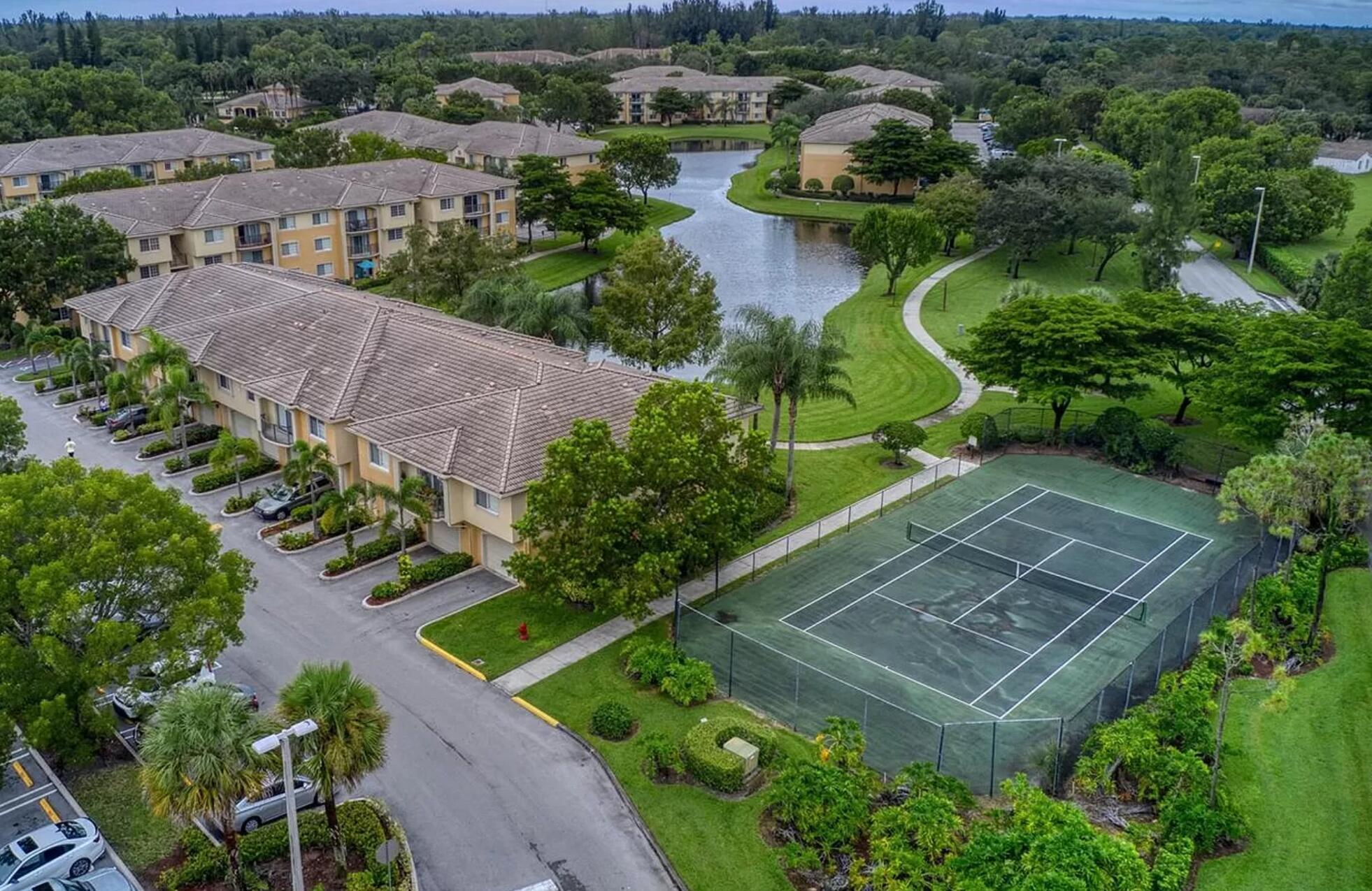 GRAND VIEW AT CRESTWOOD C - Residential Lease