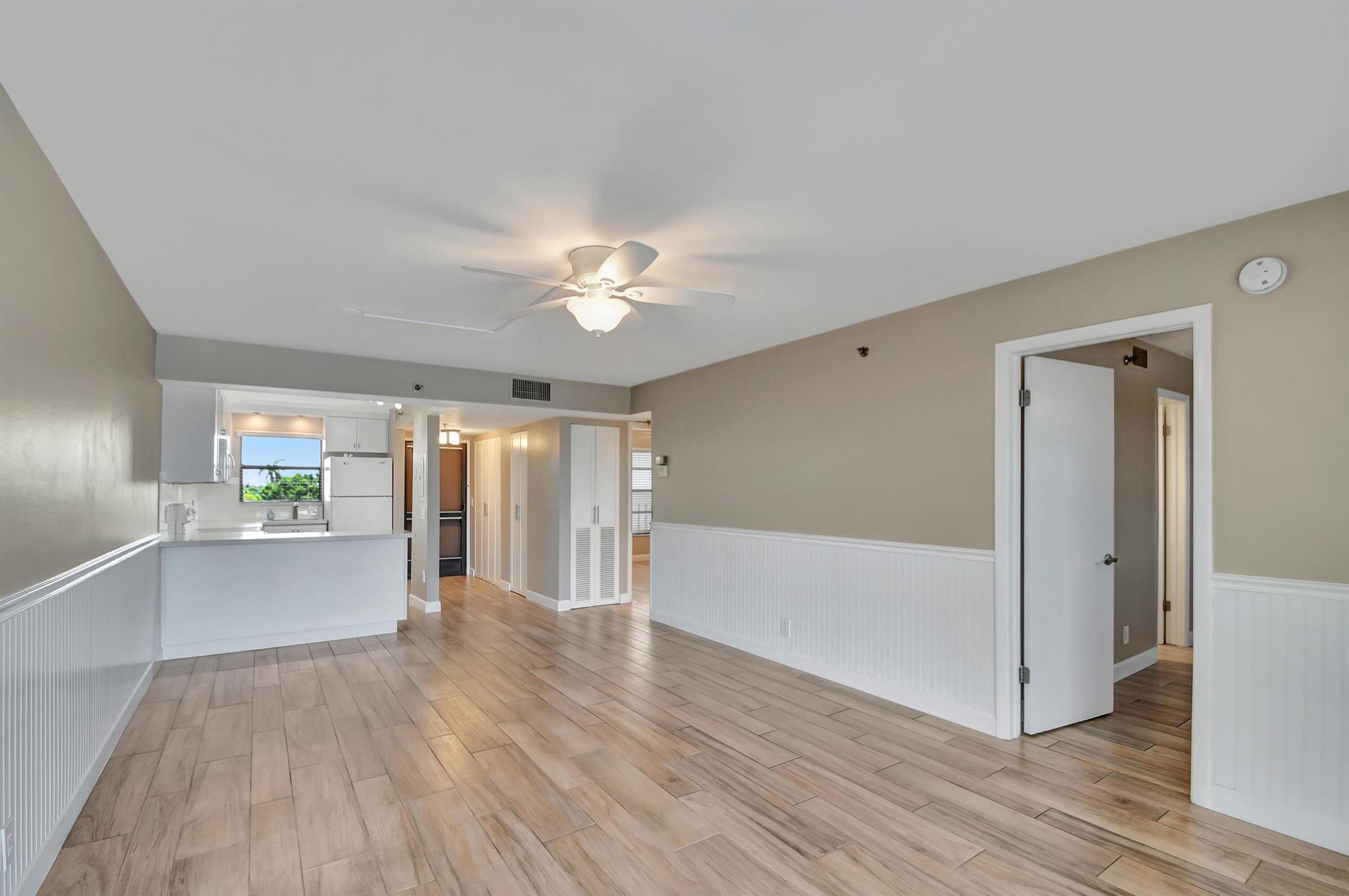 WELCOME TO THIS BRIGHT, PRISTINE UPDATED CONDO WITH BALCONY VIEWS OF THE RESORT STYLE POOL AREA. CONVENIENTLY LOCATED NEXT DOOR TO THE MAIN CLUBHOUSE WITH EXERCISE ROOM, LIBRARY, SHOWS, SOCIAL EVENTS,TENNIS,& PICKLEBALL. BUS SERVICE.RENT INCLUDES WATER, USE OF RECREATIONAL FACILITIES, BLUESTREAM TV SERVICE.