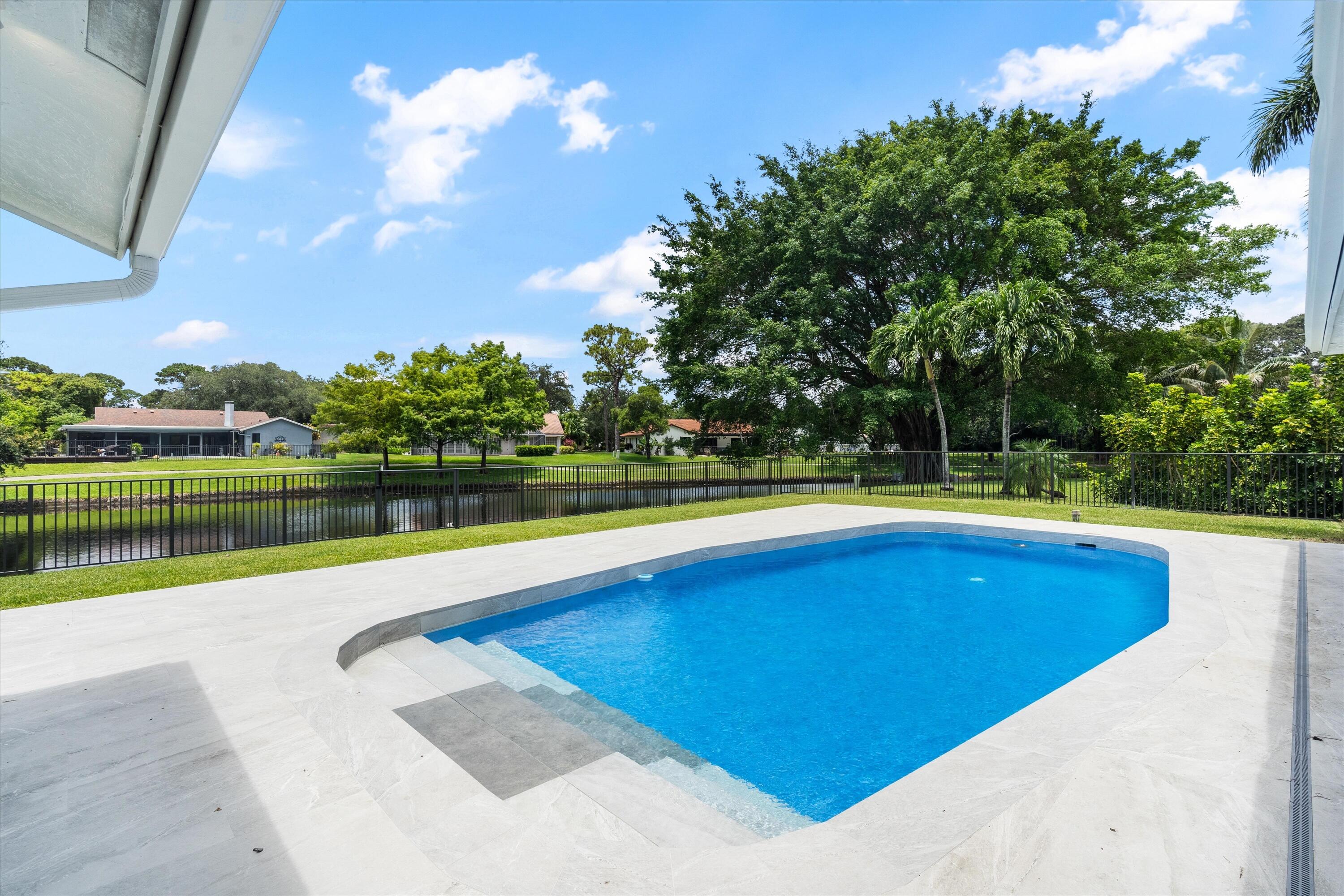 2413 NW 26th Street