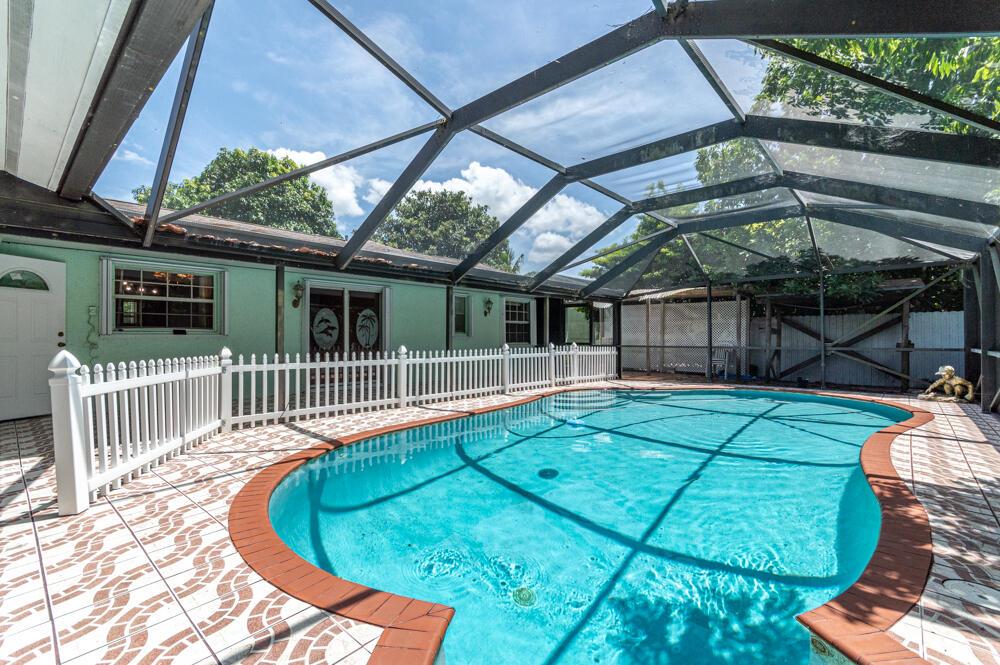 CAM ESTATES - Residential