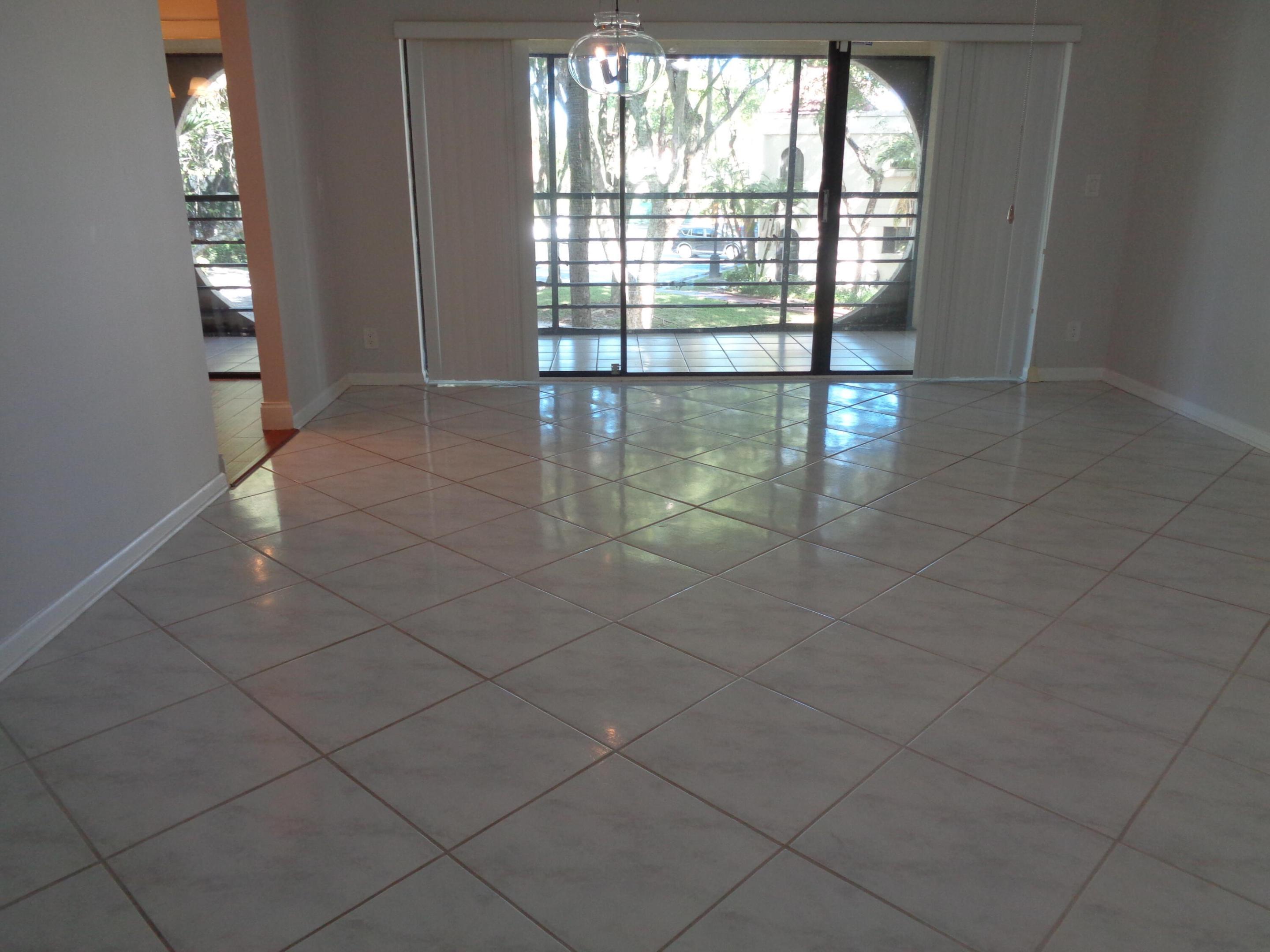 WINDSONG AT BOCA DEL MAR CONDO - Residential