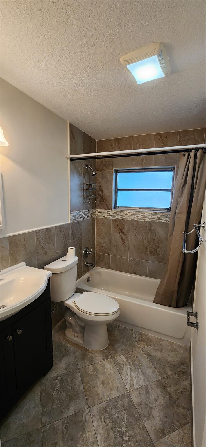 Paradise Gardens - Residential Lease