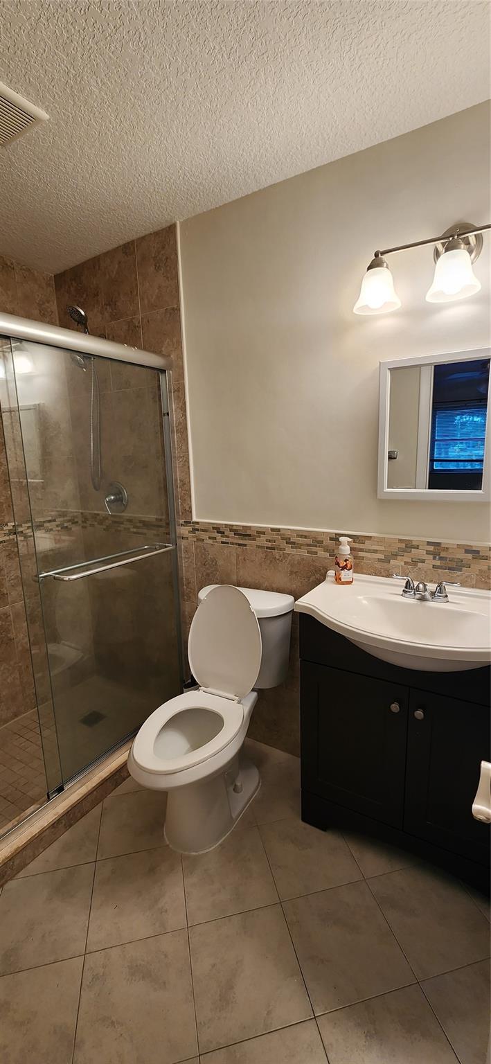 Paradise Gardens - Residential Lease