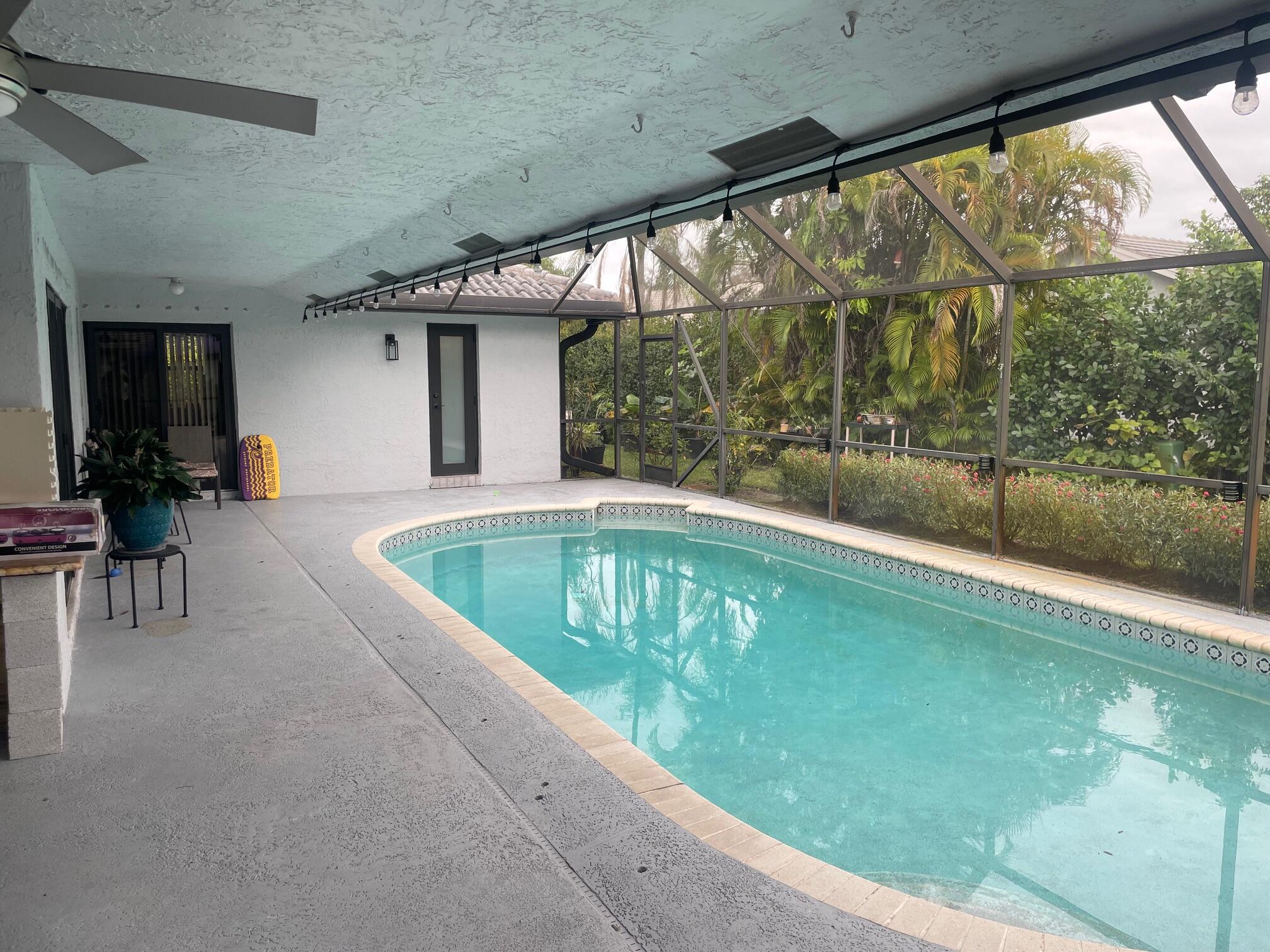 WEST GLEN - Residential