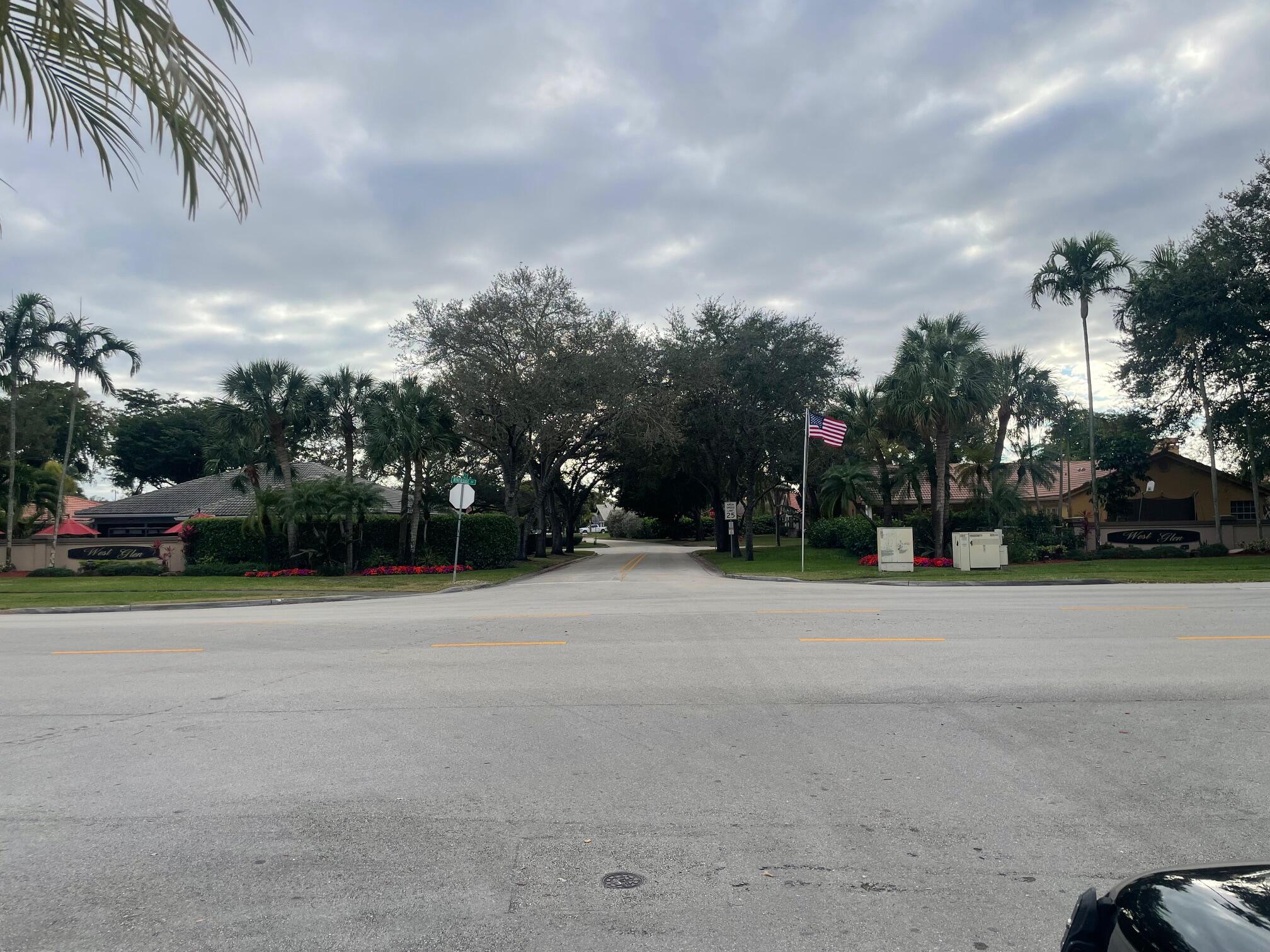 WEST GLEN - Residential