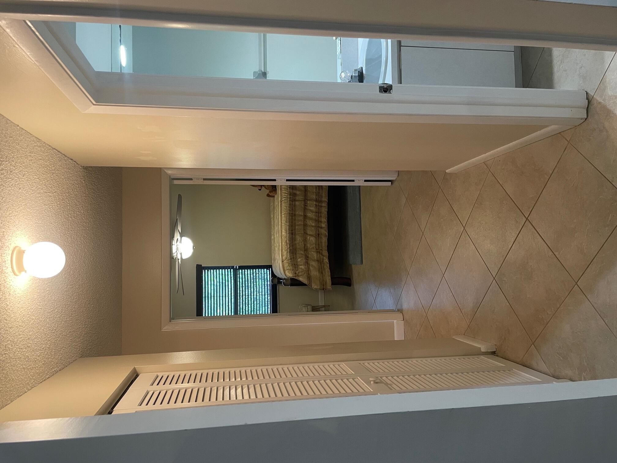 WEST GLEN - Residential