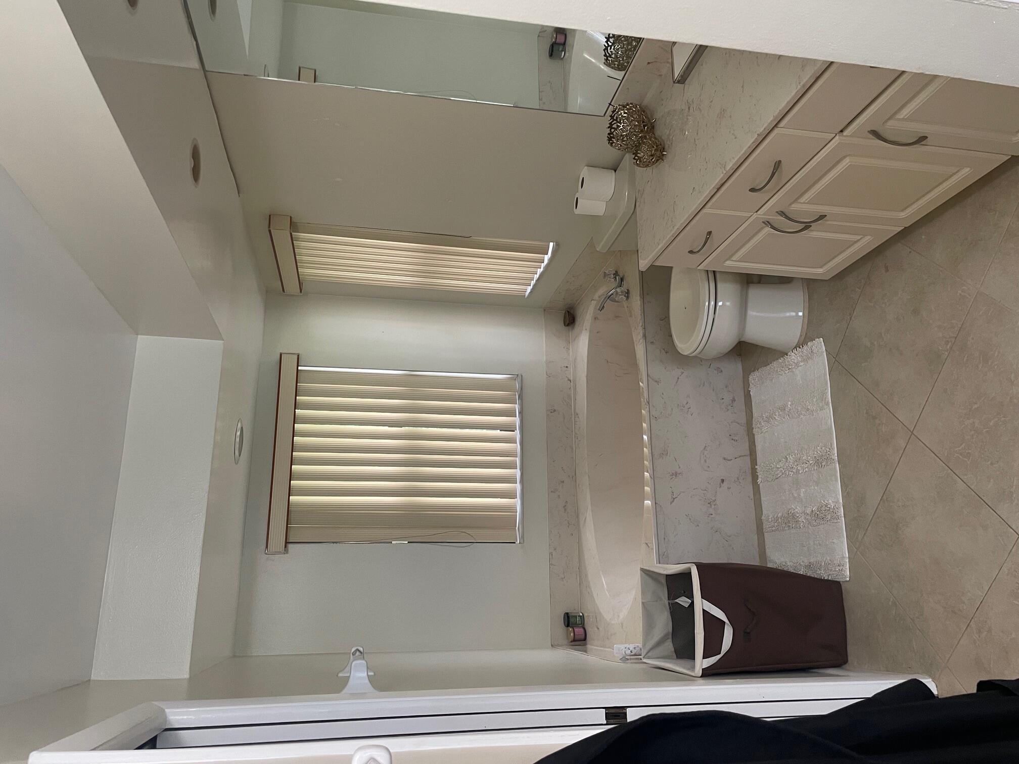 WEST GLEN - Residential