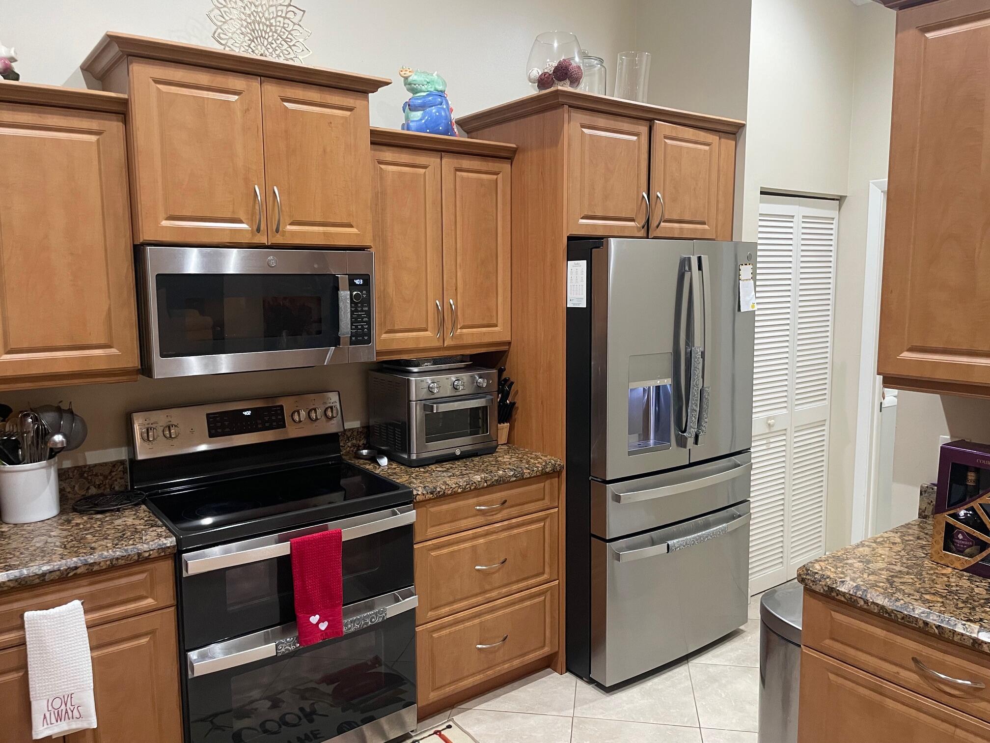 WEST GLEN - Residential