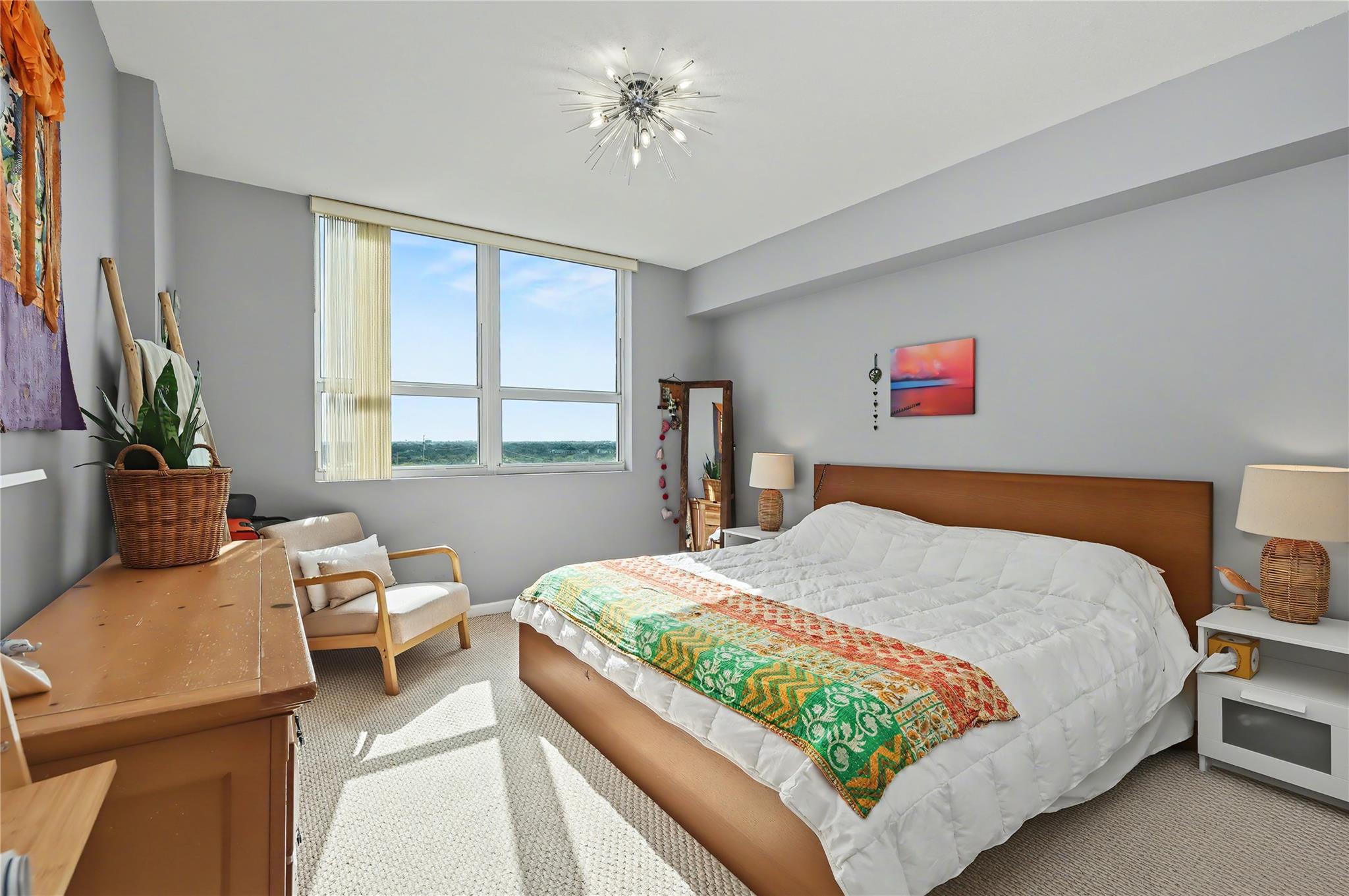 THE SYMPHONY CONDO - Residential