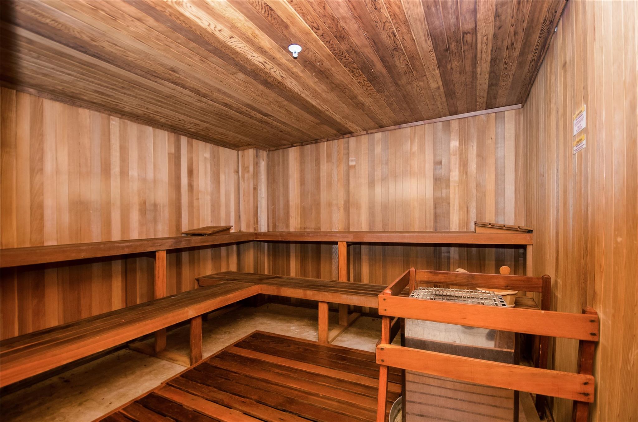 THE SYMPHONY CONDO - Residential