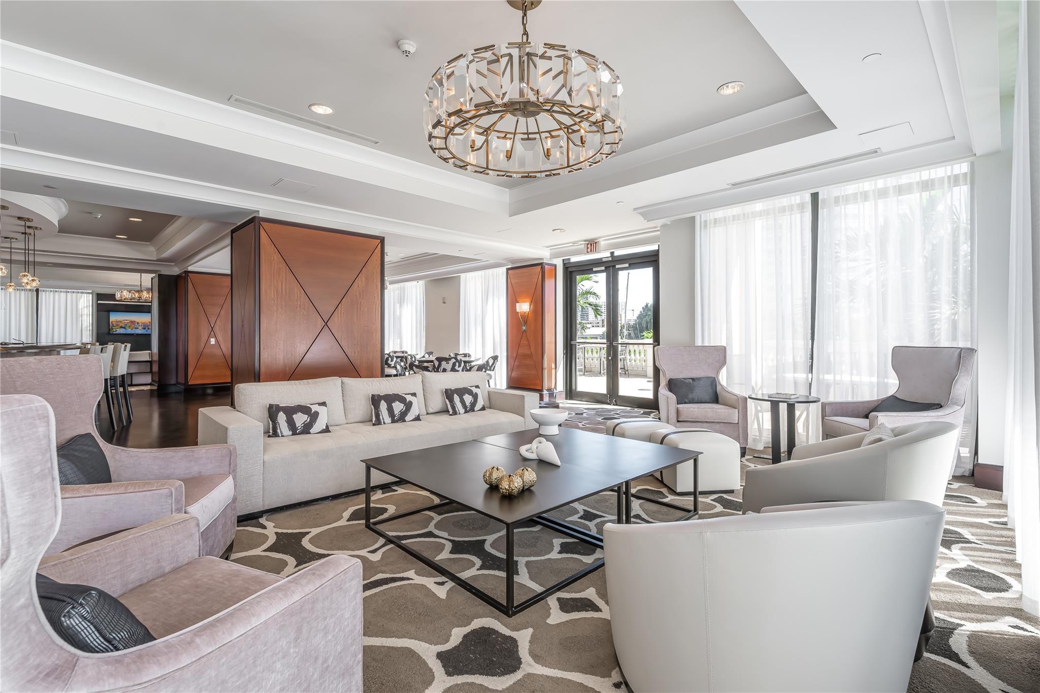 THE SYMPHONY CONDO - Residential