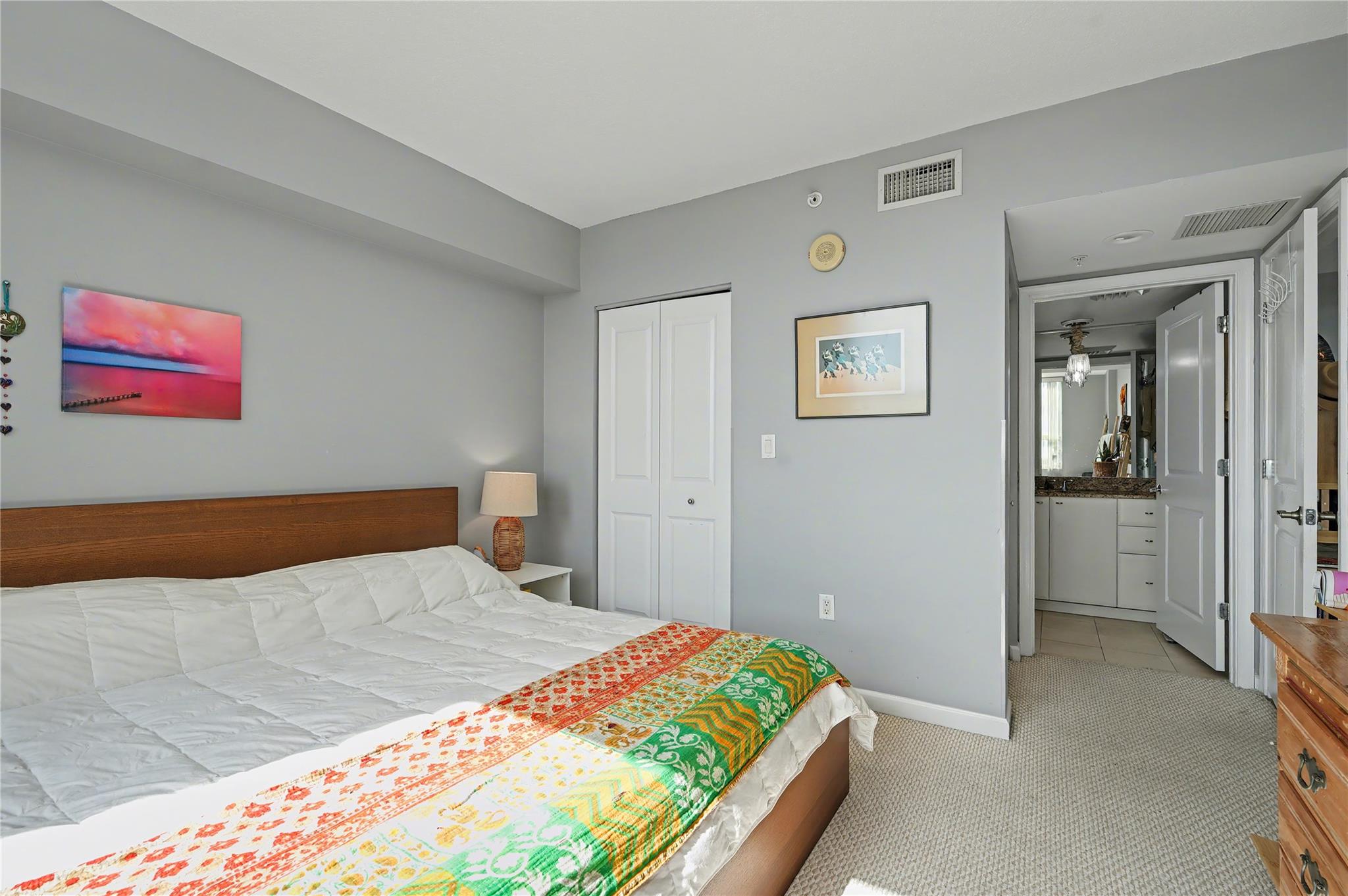 THE SYMPHONY CONDO - Residential