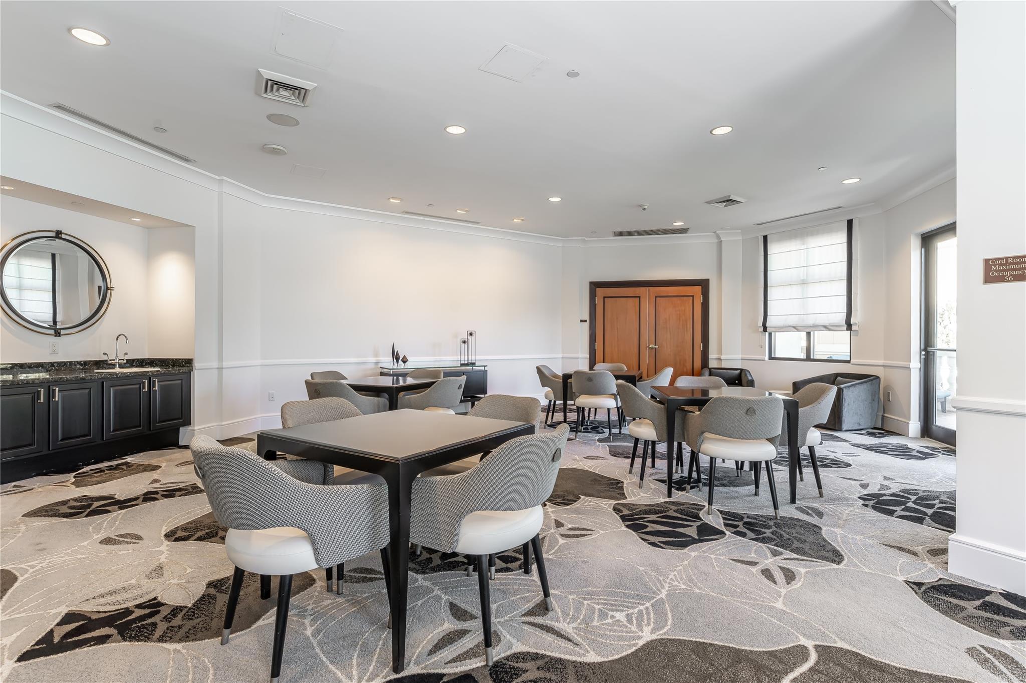 THE SYMPHONY CONDO - Residential