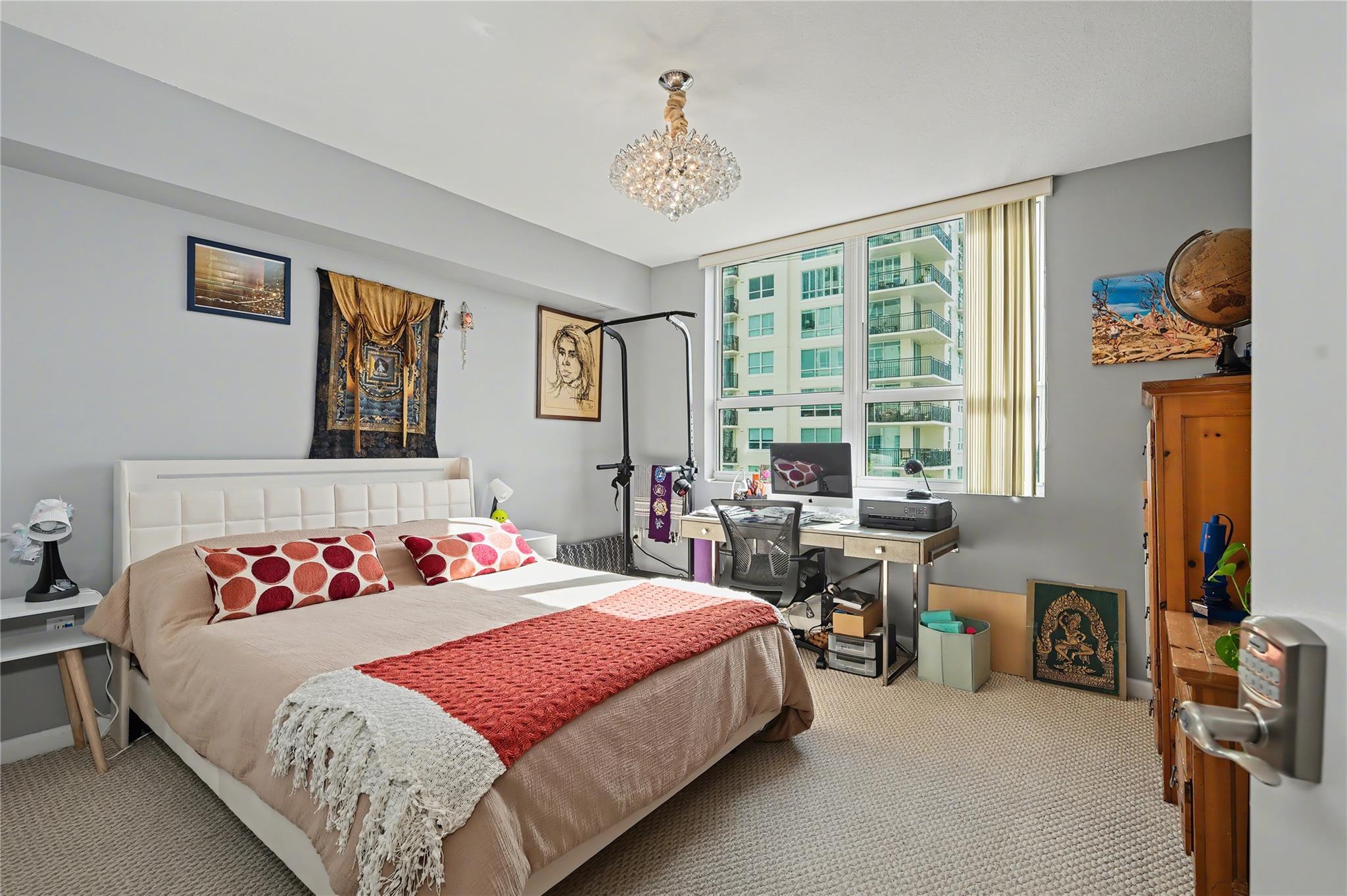 THE SYMPHONY CONDO - Residential