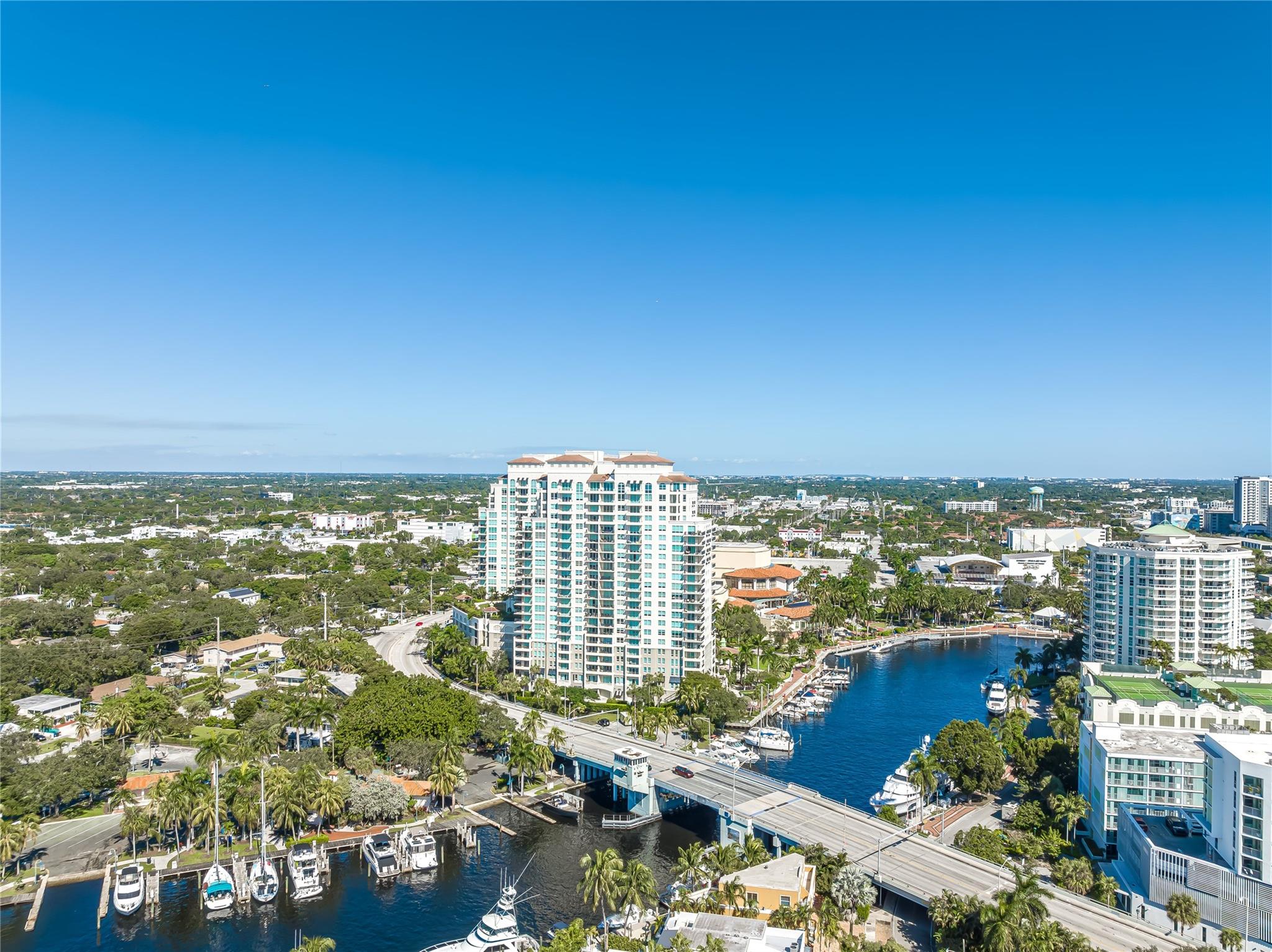 THE SYMPHONY CONDO - Residential