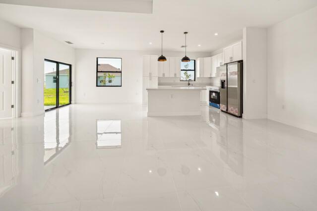4521 NW 34th Street
