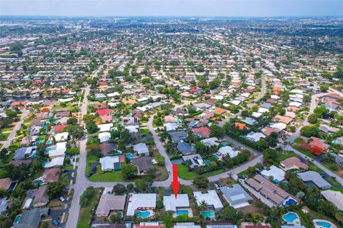 Single Family Residence in Oakland Park FL 1520 52nd St 54.jpg