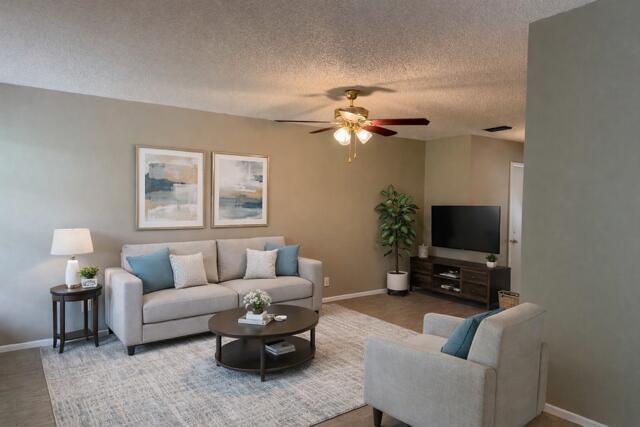 VISTA ST LUCIE BUILDINGS 9 THRU 20 - Residential Lease