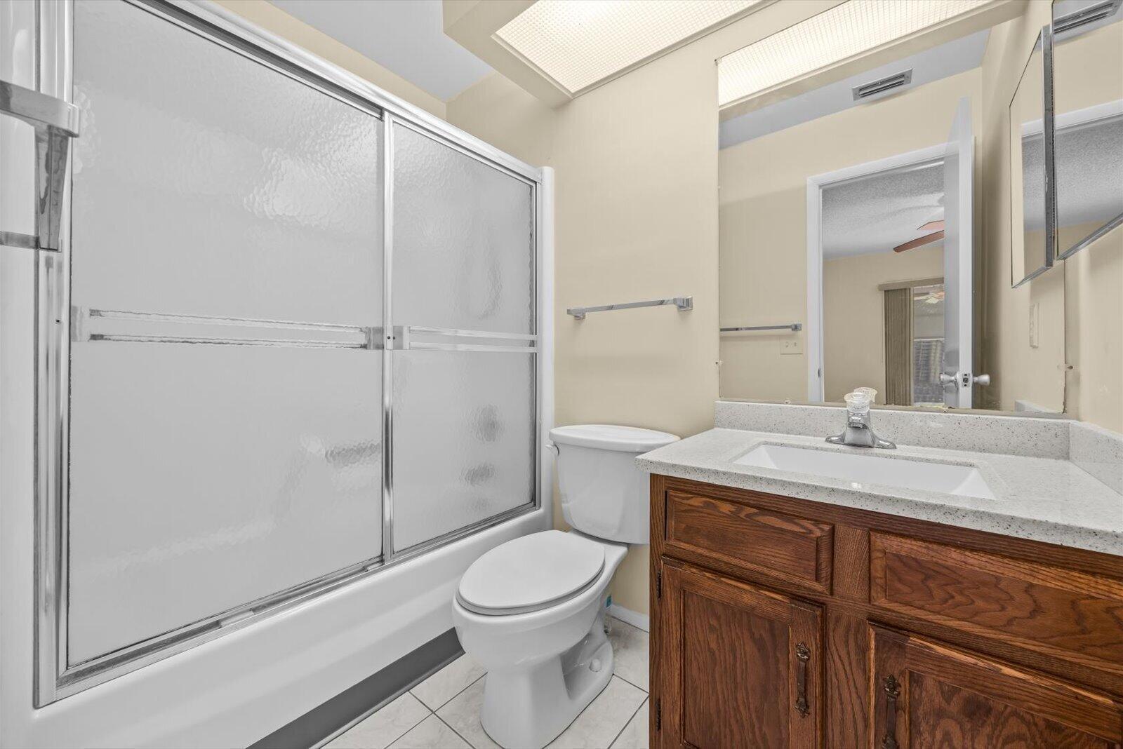VISTA ST LUCIE BUILDINGS 9 THRU 20 - Residential Lease