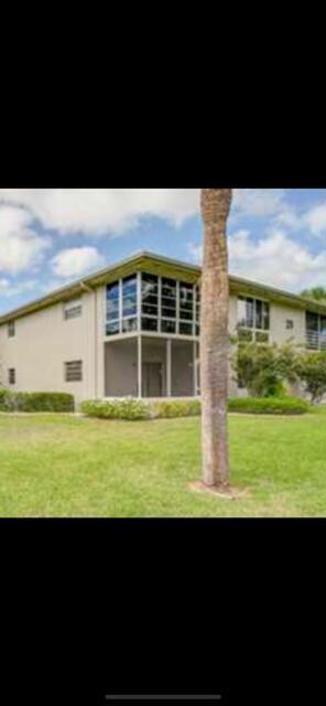 VISTA ST LUCIE BUILDINGS 9 THRU 20 - Residential Lease