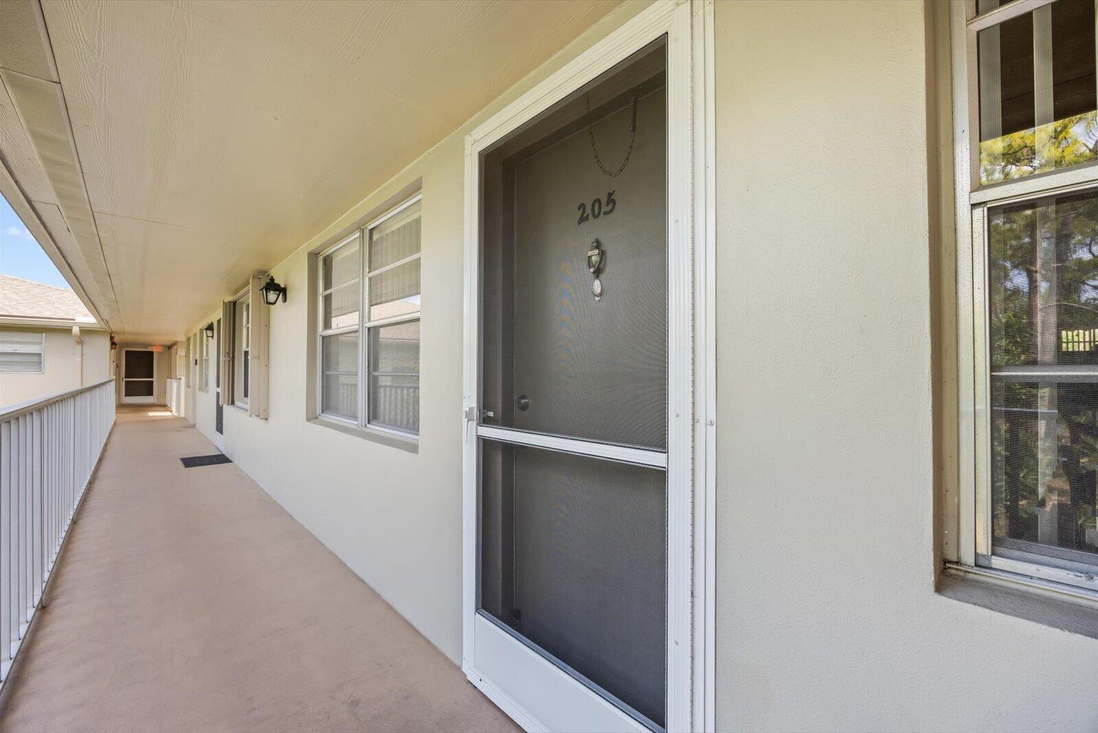 VISTA ST LUCIE BUILDINGS 9 THRU 20 - Residential Lease