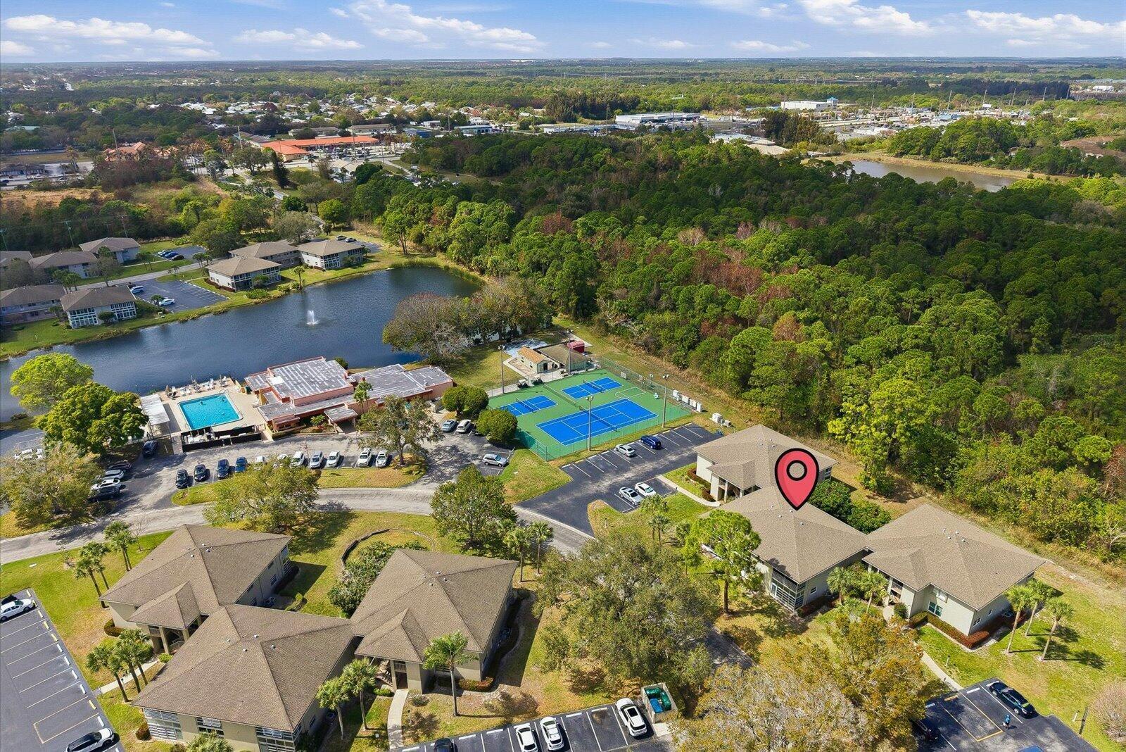 VISTA ST LUCIE BUILDINGS 9 THRU 20 - Residential Lease