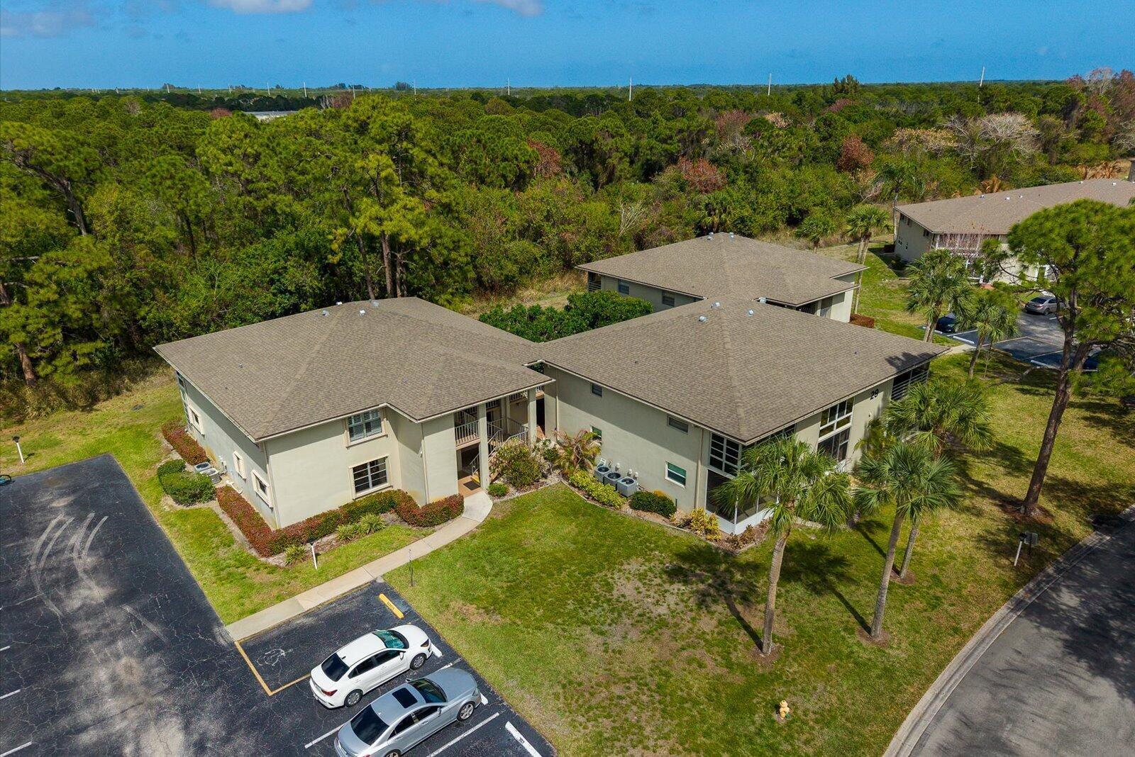 VISTA ST LUCIE BUILDINGS 9 THRU 20 - Residential Lease
