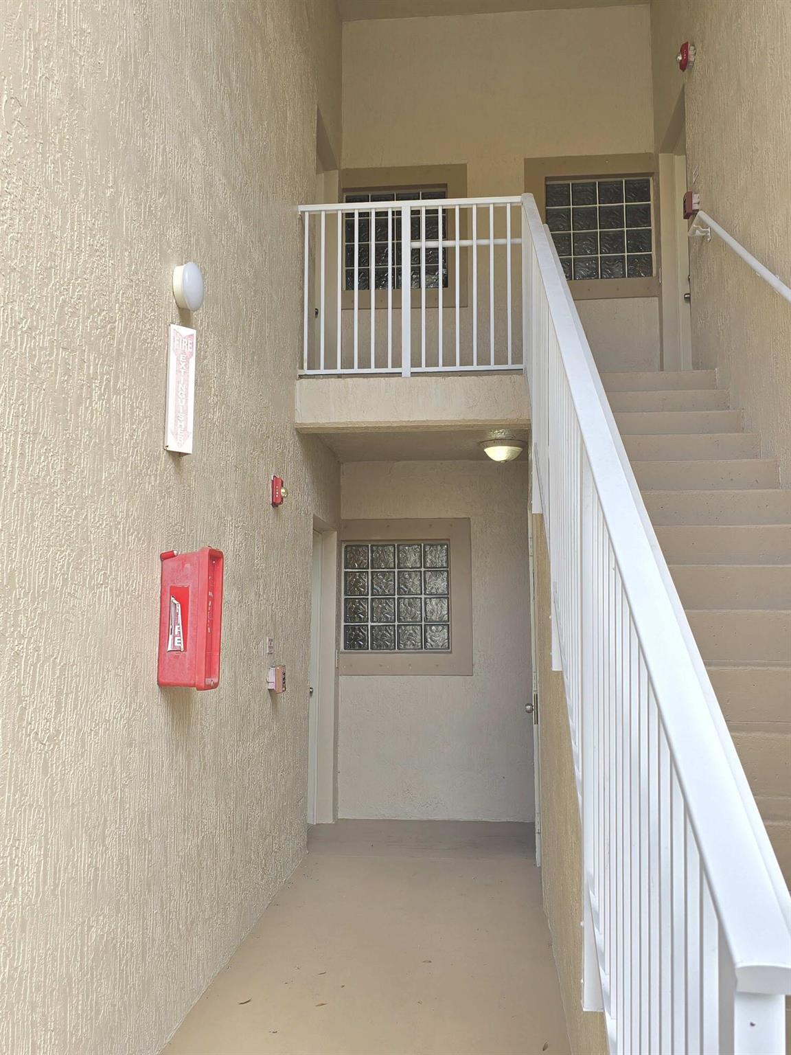 1157 Golden Lakes Boulevard 611