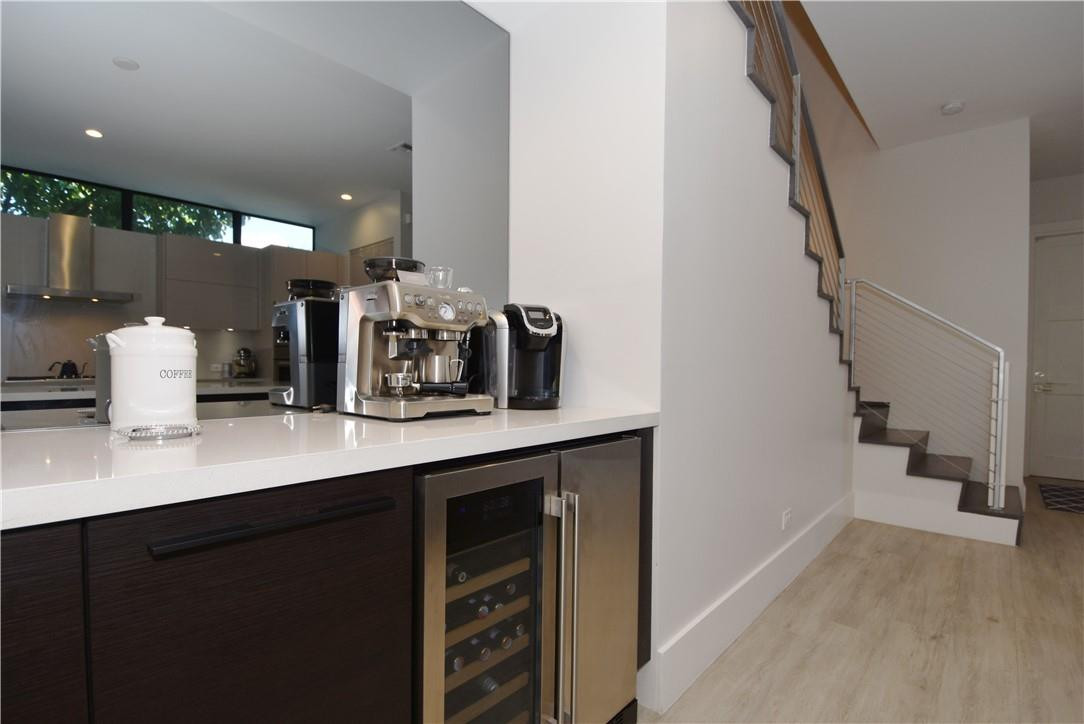 VICTORIA PARK - Residential