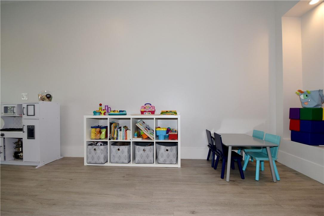 VICTORIA PARK - Residential