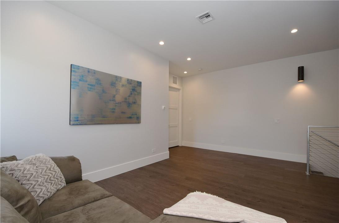 VICTORIA PARK - Residential