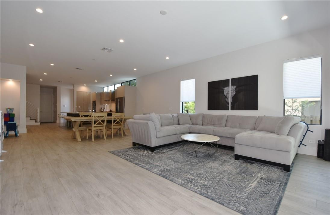 VICTORIA PARK - Residential